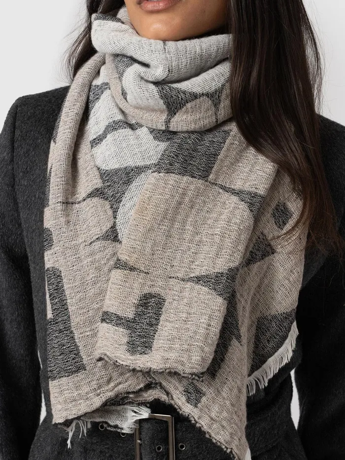 Abstract Rock Scarf 8211 BlackCream Blackcream Women Saint And Sofia Scarves and Hats