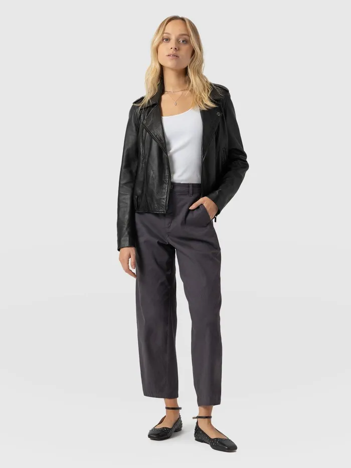 Alma Barrel Leg Chino 8211 Charcoal Charcoal Women Saint And Sofia Pants