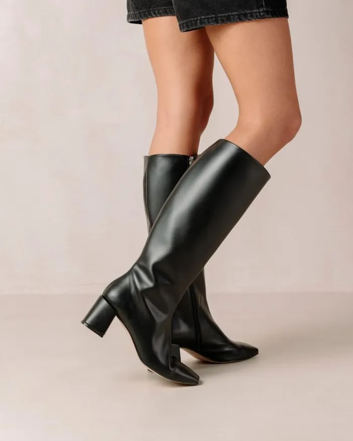 ALOHAS Boots Women Chalk Black