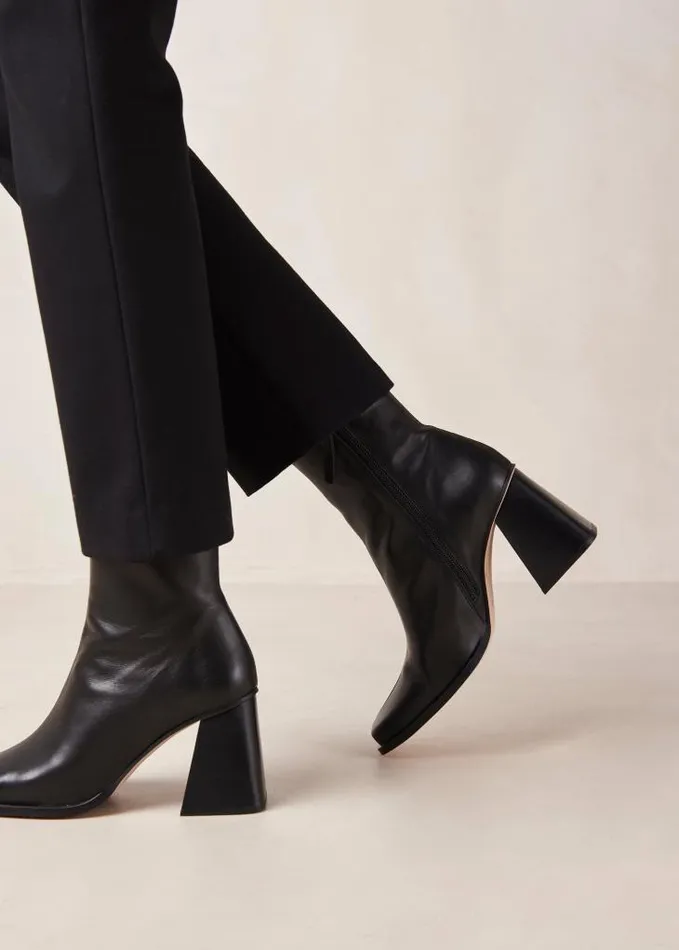 ALOHAS Boots Women South Black