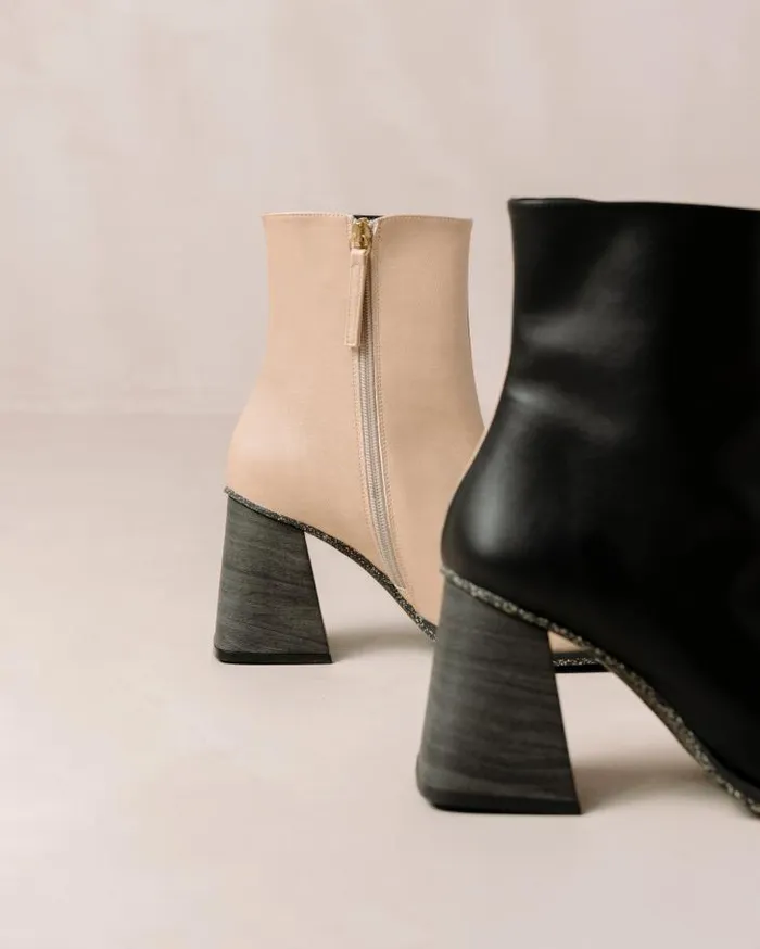 ALOHAS Boots Women South Corn 8211 Black And Beige Vegan Leather Boots