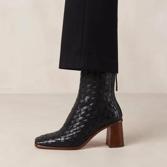 ALOHAS Boots Women West Braided Black
