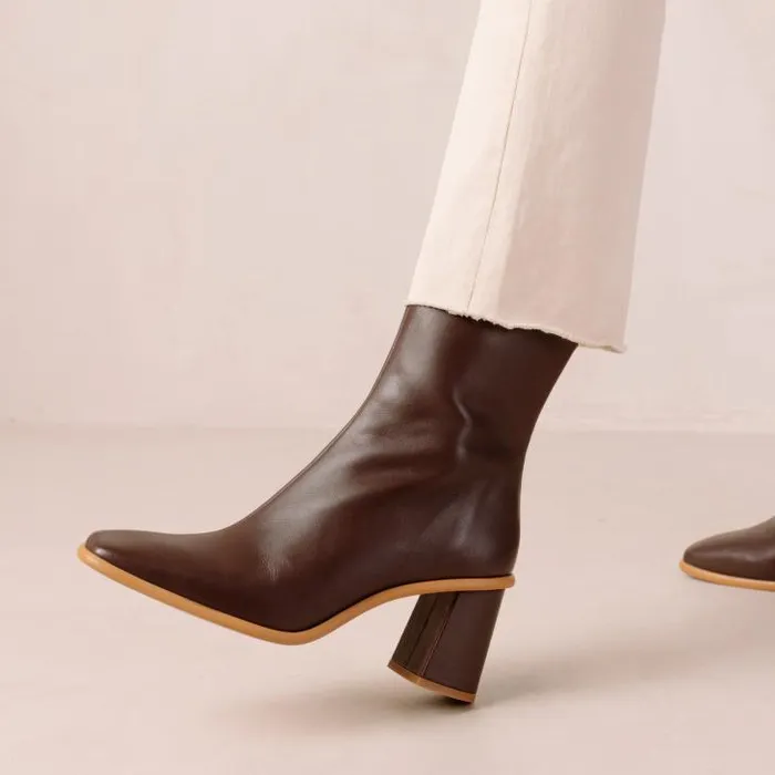 ALOHAS Boots Women West Cape 8211 Brown Leather Boots