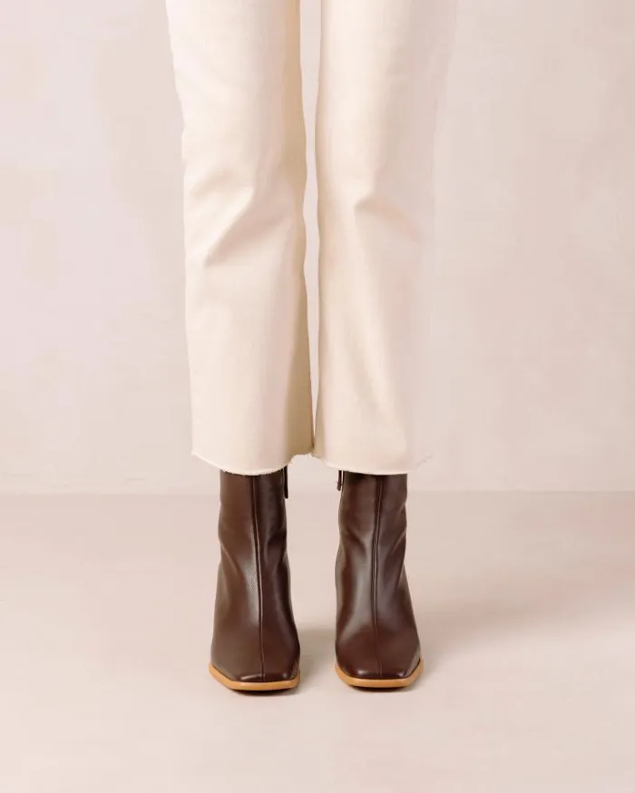 ALOHAS Boots Women West Cape 8211 Brown Leather Boots