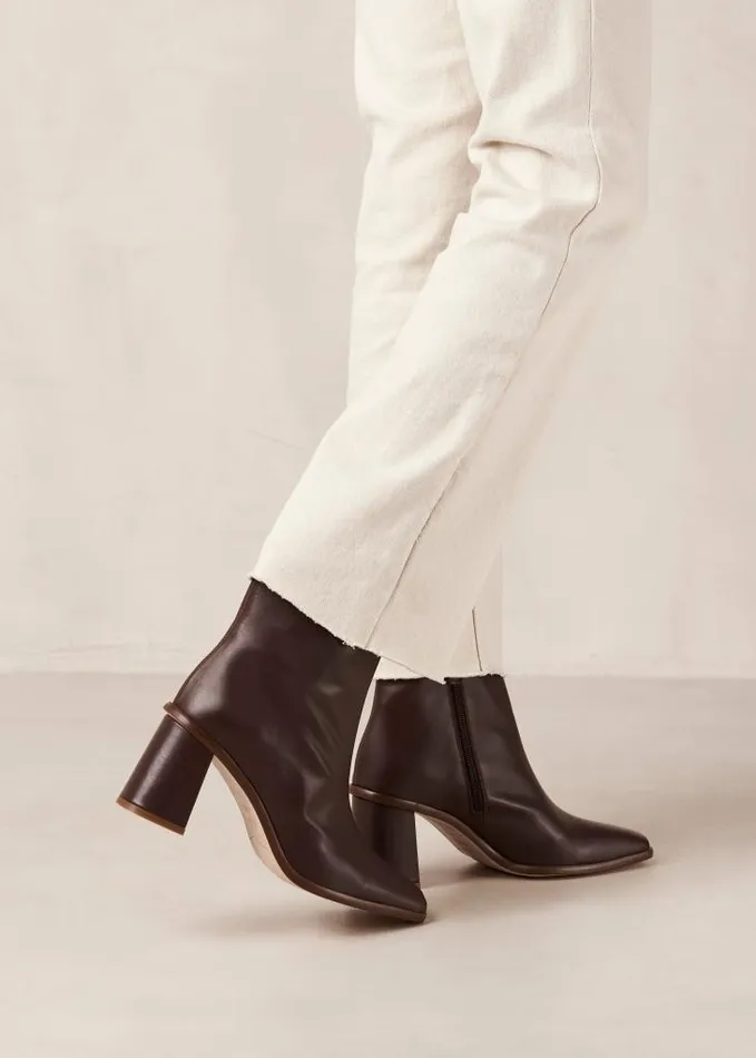 ALOHAS Boots Women West Cape 8211 Red Leather Boots