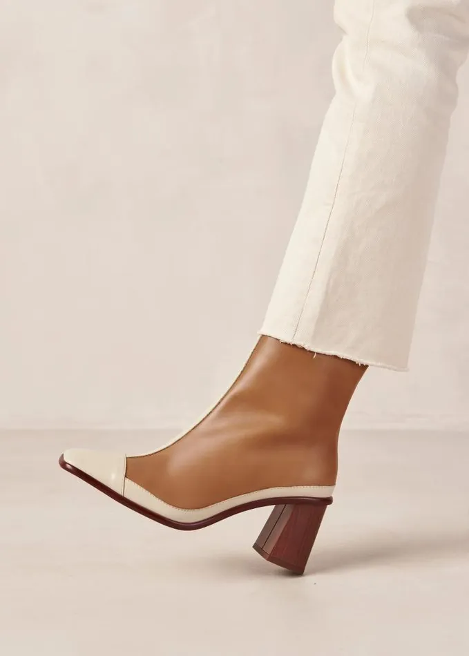 ALOHAS Boots Women West Retro 8211 Brown And Cream Leather Boots
