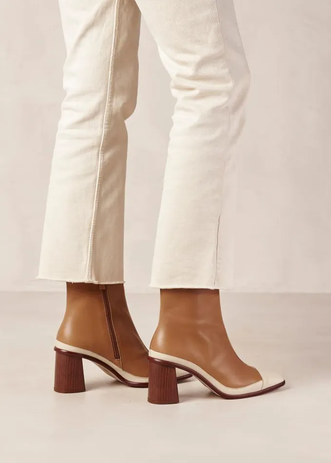 ALOHAS Boots Women West Retro 8211 Brown And Cream Leather Boots