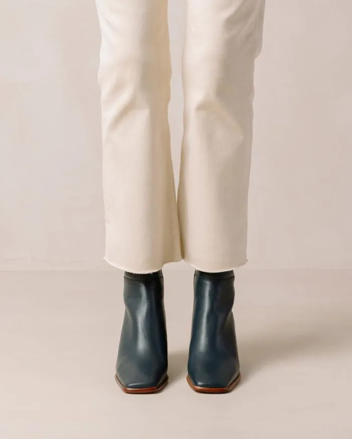 ALOHAS Boots Women West Vintage 8211 Blue Leather Boots