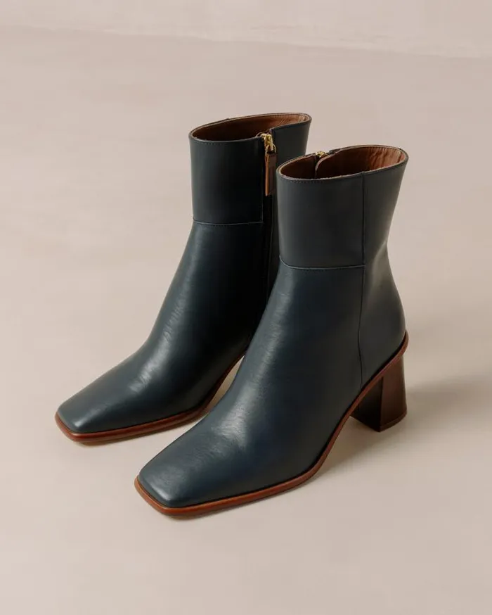 ALOHAS Boots Women West Vintage 8211 Blue Leather Boots