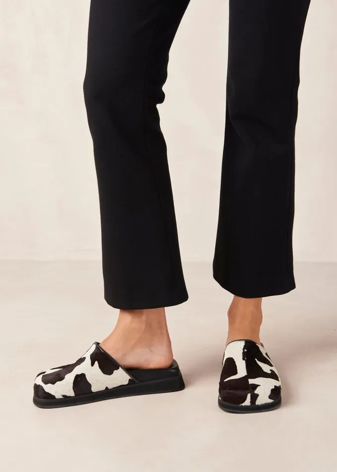 ALOHAS Clogs Women Whiz 8211 Cow Print Leather Mules
