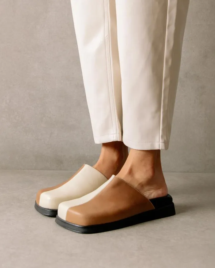 ALOHAS Clogs Women Whiz 8211 White And Brown Leather Mules