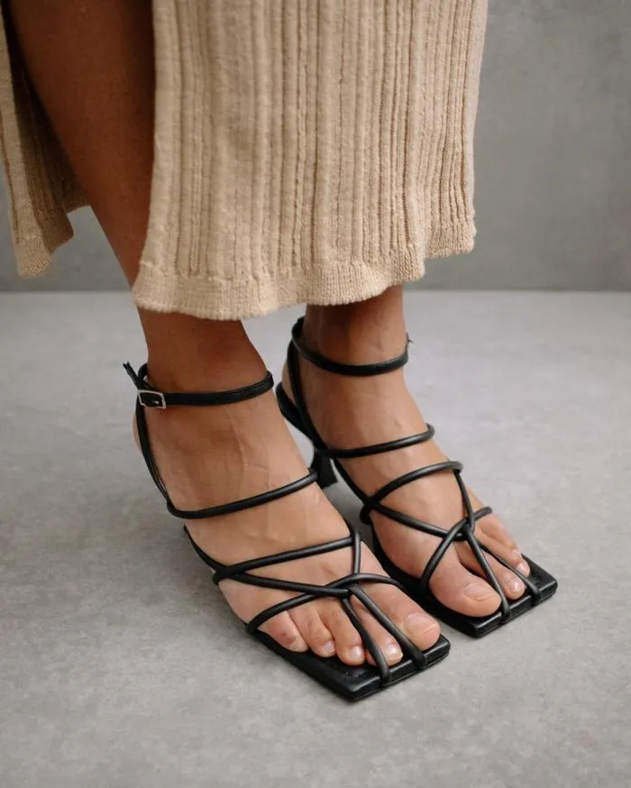 ALOHAS Heels Women Ginza 8211 Black Leather Sandals