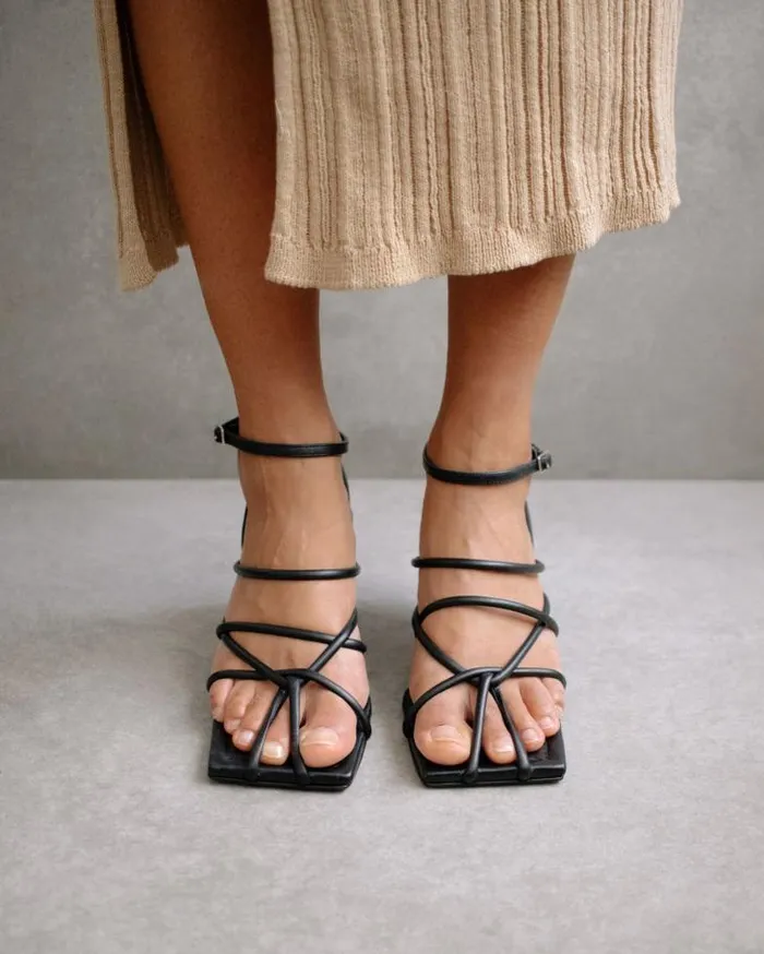 ALOHAS Heels Women Ginza 8211 Black Leather Sandals