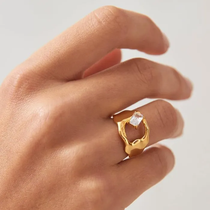 ALOHAS Jewelry Women Cortex 8211 Gold And Crystal Ring
