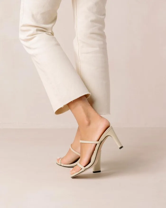 ALOHAS Mules Women Cannes 8211 Beige Leather Sandals