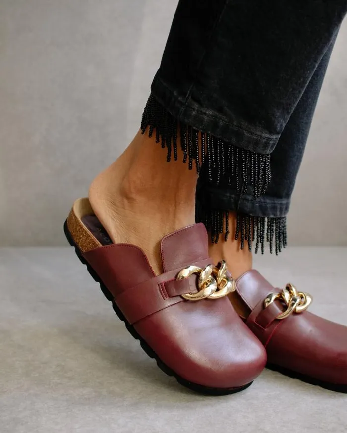ALOHAS Mules Women Fireside Chain 8211 Red Leather Clogs