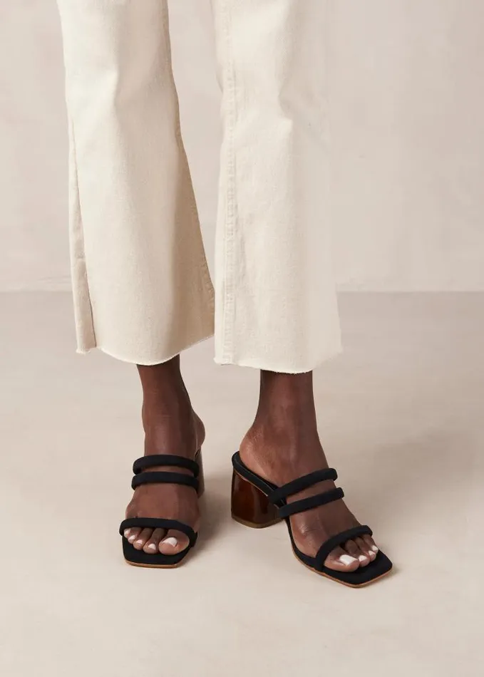 ALOHAS Mules Women Indiana 8211 Black Suede Sandals