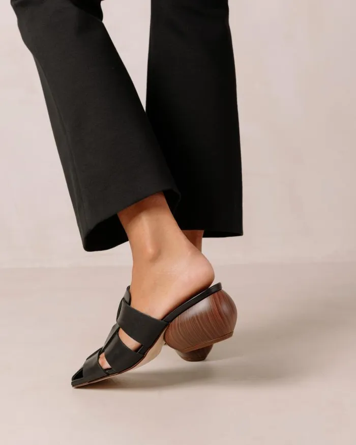 ALOHAS Mules Women Ruby 8211 Black Woven Leather Mules