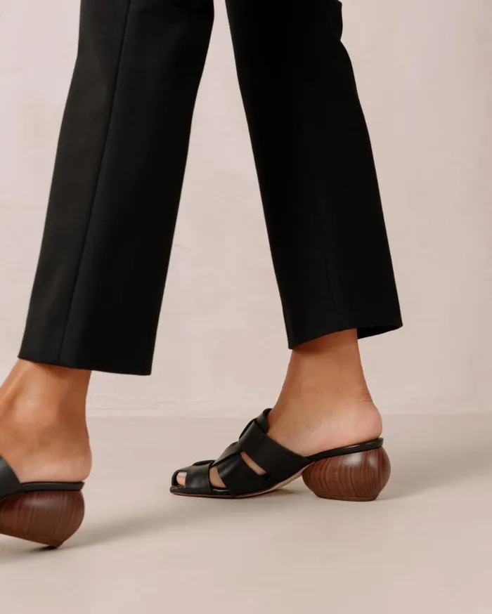 ALOHAS Mules Women Ruby 8211 Black Woven Leather Mules