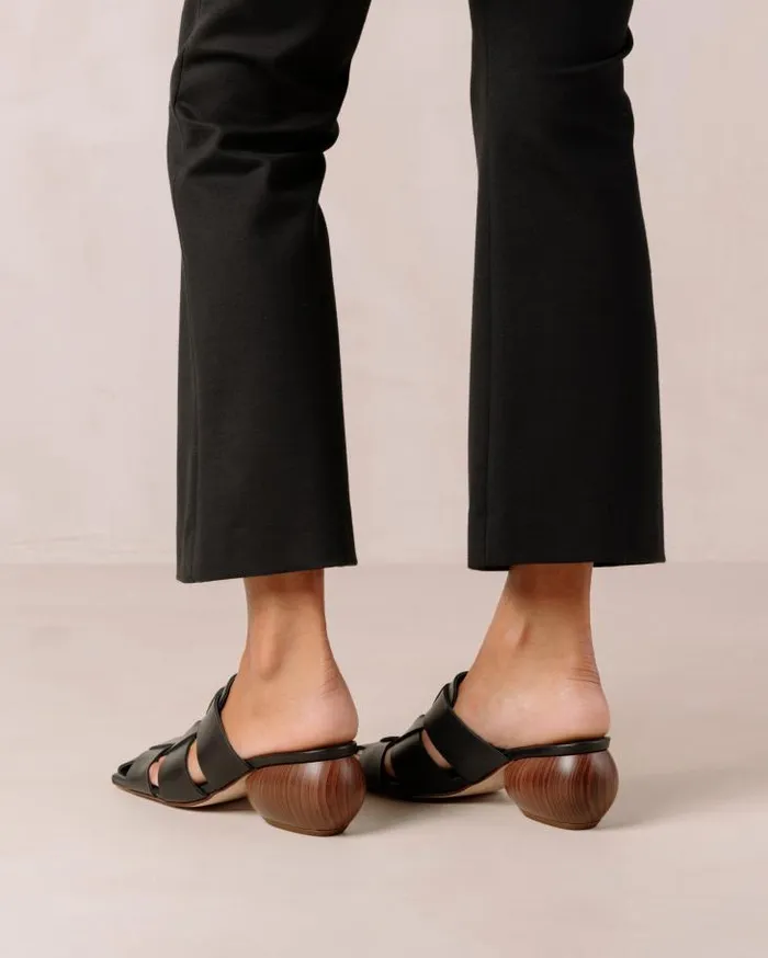 ALOHAS Mules Women Ruby 8211 Black Woven Leather Mules
