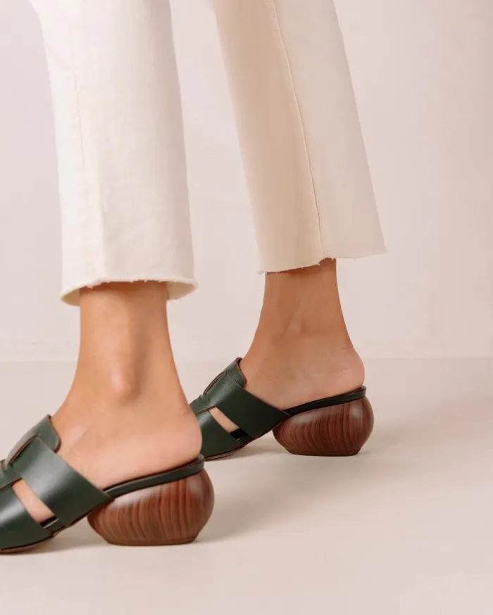 ALOHAS Mules Women Ruby 8211 Green Woven Leather Mules