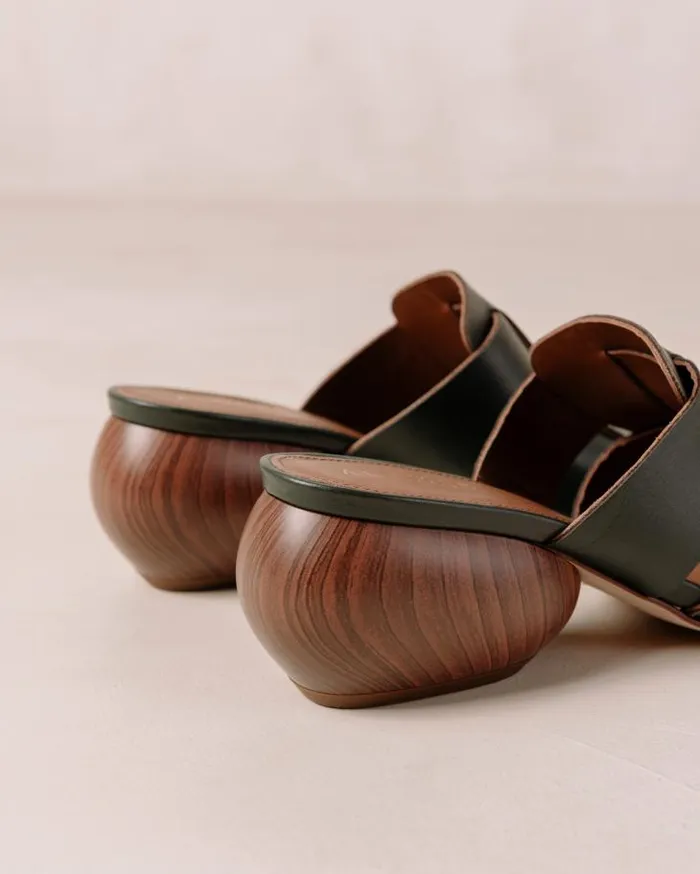 ALOHAS Mules Women Ruby 8211 Green Woven Leather Mules