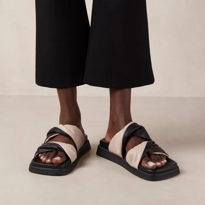 ALOHAS Mules Women Shaka Bicolor 8211 Black And White Leather Sandals