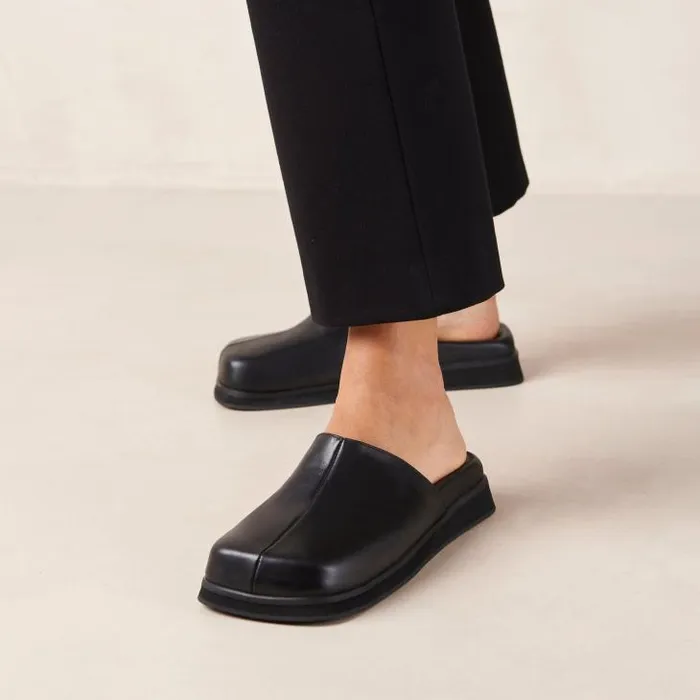 ALOHAS Mules Women Whiz 8211 Black Leather Mules