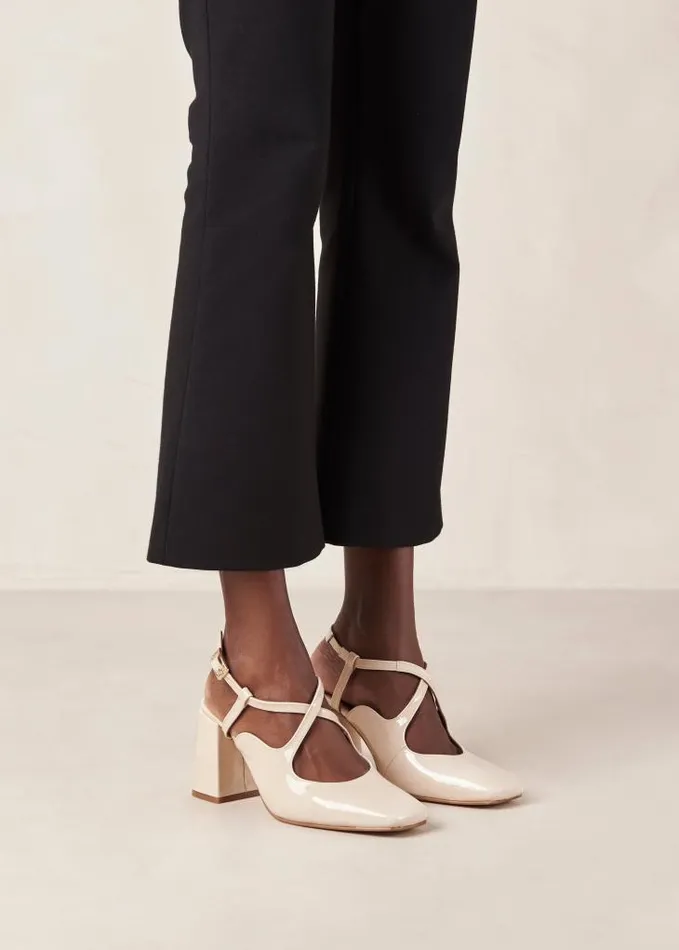 ALOHAS Pumps Women Reggie 8211 Cream Patent Leather Pumps