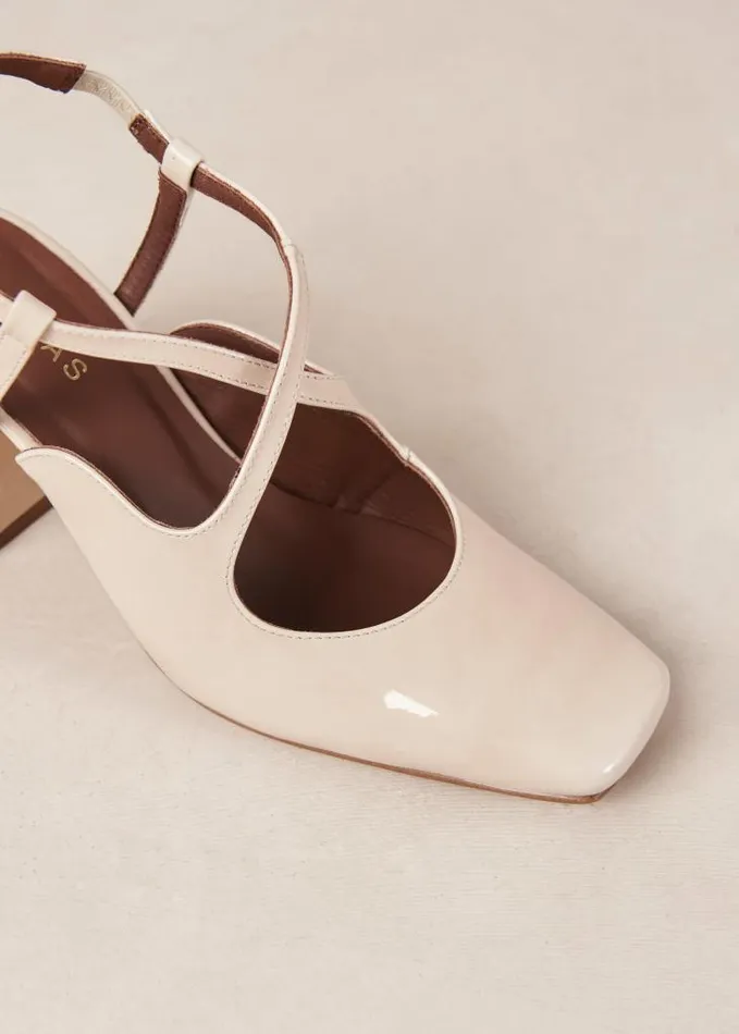 ALOHAS Pumps Women Reggie 8211 Cream Patent Leather Pumps