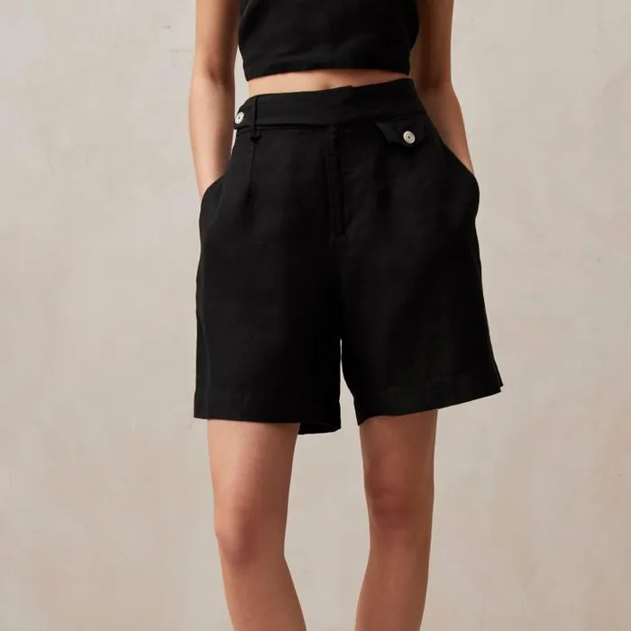 ALOHAS Shorts Women Boa 8211 Black Linen Shorts