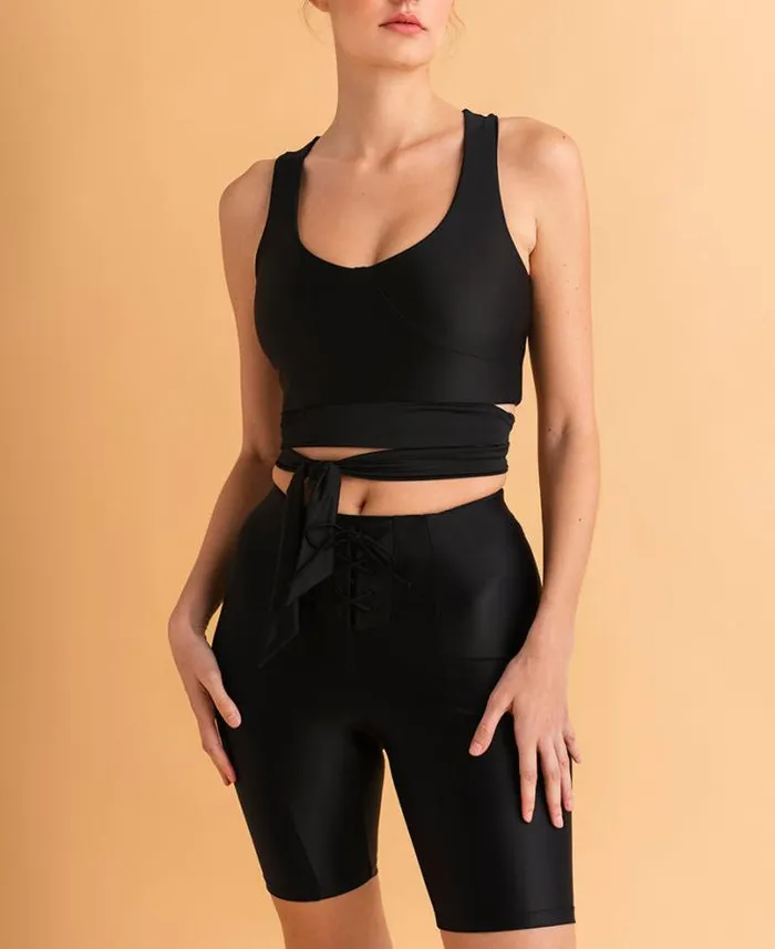 ALOHAS Sportswear Women Petit Cross 8211 Black Shorts