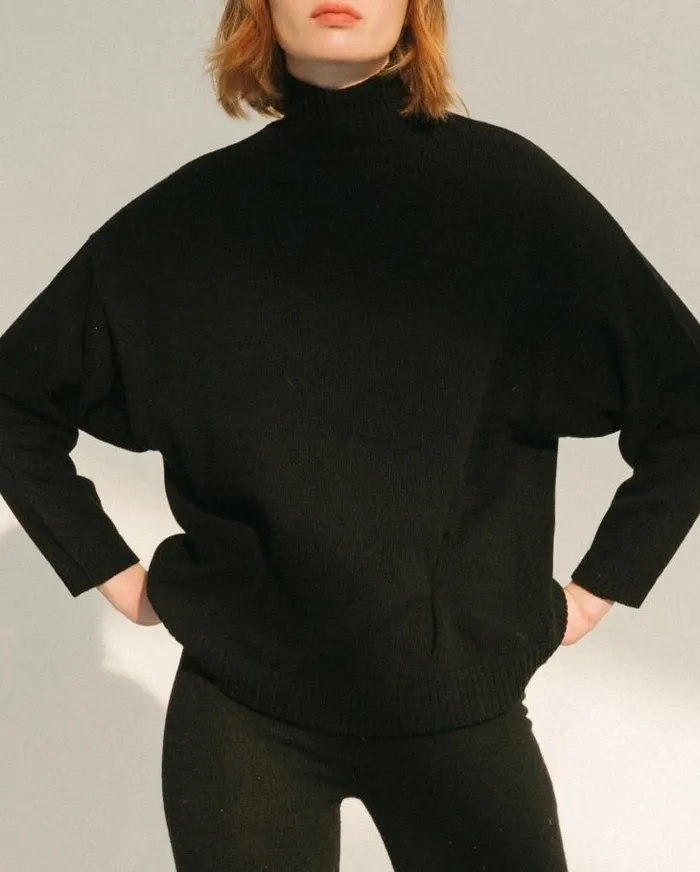 ALOHAS Sweaters and Cardigans Women Passenger 8211 Black Knit Top