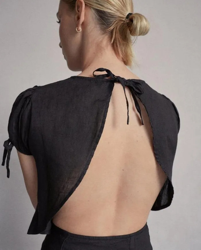 ALOHAS Tops Women Dreamland 8211 Black Linen Top