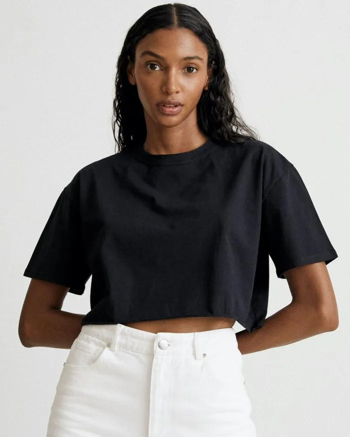 ALOHAS Tops Women Fly 8211 Black Cotton TShirt
