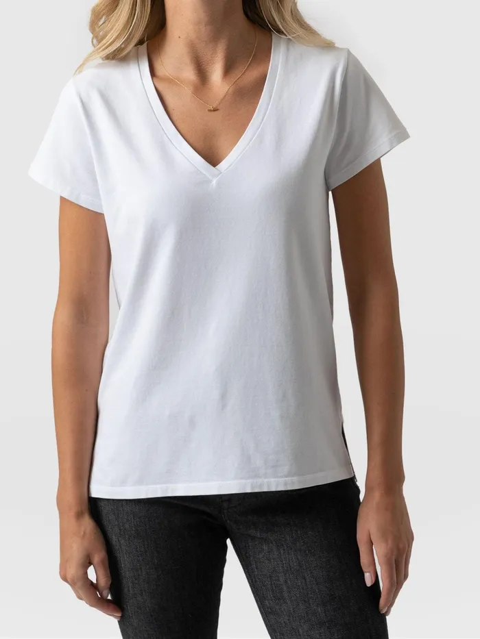 Apartment Tee 8211 White White Women Saint And Sofia TShirts and Tanks