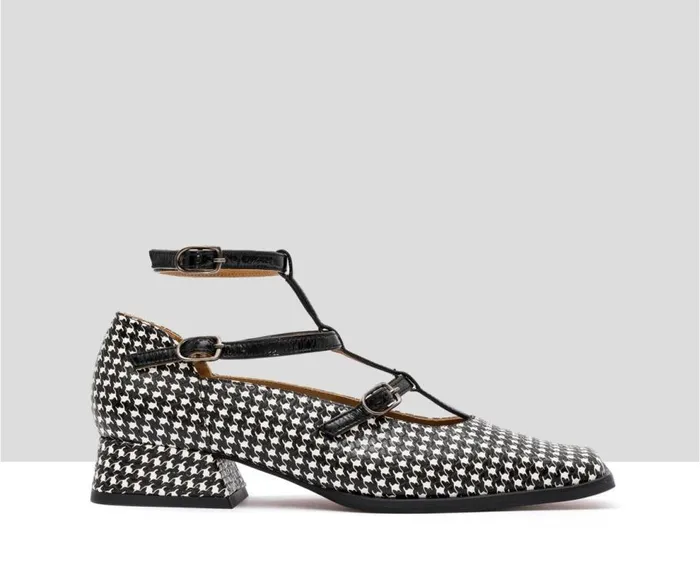 Audley Shoes Low Heel Leather Shoe Indigo Black Women Medium Heel