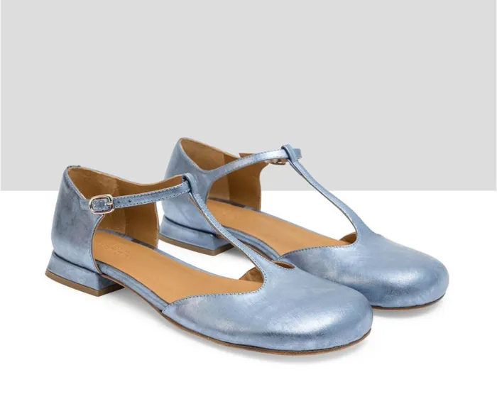 Audley Shoes Low Heel Leather Shoe Leila Blue Women Medium Heel