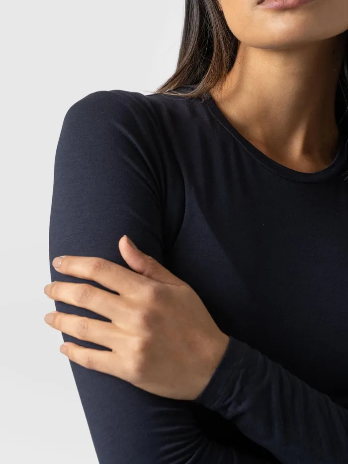 Austen Crew Neck Long Sleeve Tee 8211 Navy Navy Women Saint And Sofia Casual Tops