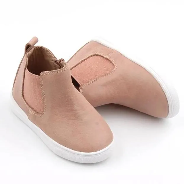 Baby Nisolo Baby Toddler and Kids Shoes Hard Sole Waxed Leather Chelsea Boot Antelope Pink Baby Nisolo Baby Toddler and Kids Shoes Hard Sole Waxed Leather Chelsea Boot Antelope Pink