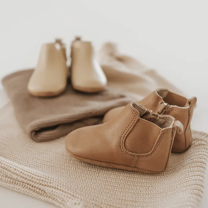 Baby Nisolo Baby Toddler and Kids Shoes Soft Sole Chelsea Boot Sand