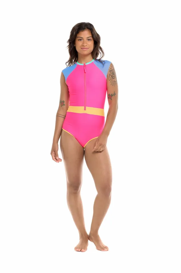 Body Glove Longsleeve Swimsuits Vibration Stand Up OnePiece Swimsuit 8211 Bubble Gum 8211 Women