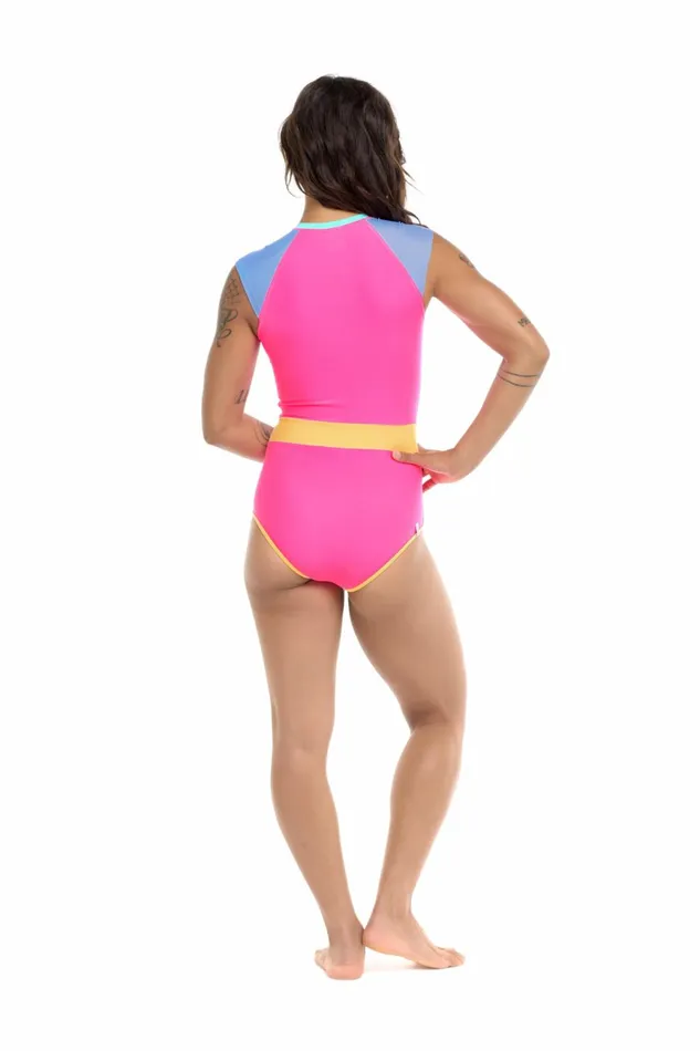 Body Glove Longsleeve Swimsuits Vibration Stand Up OnePiece Swimsuit 8211 Bubble Gum 8211 Women