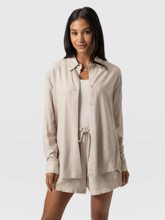 Boyfriend Shirt 8211 Oatmeal Linen Oatmeal Linen Women Saint And Sofia Blouses and Shirts