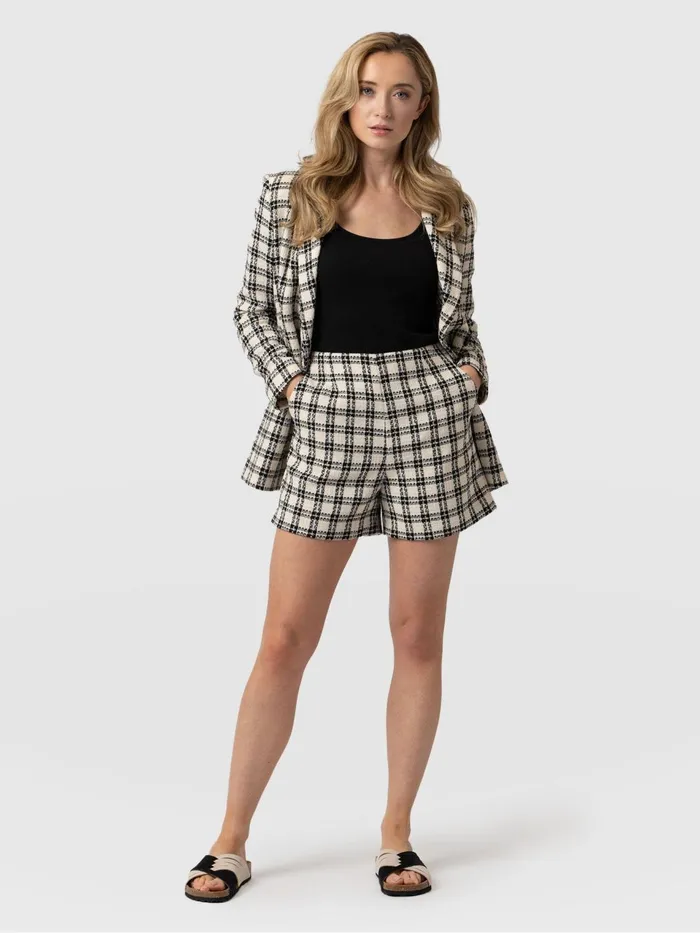 Carnaby Short 8211 Black and Cream Check Black and Cream Check Women Saint And Sofia Shorts