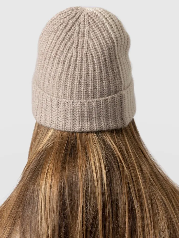 Cashmere Beanie 8211 CreamBeige Creambeige Women Saint And Sofia Scarves and Hats