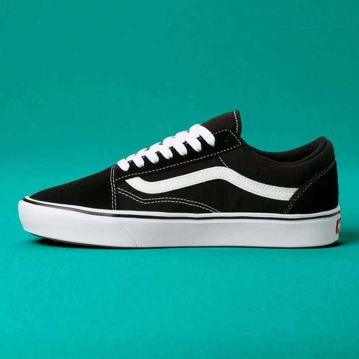 Classics Shoes Men Vans ComfyCush Old Skool Blacktrue White Classics Shoes Men Vans ComfyCush Old Skool Blacktrue White