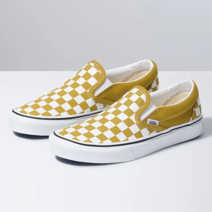 Classics Shoes MenWomen Vans Checkerboard Classic SlipOn Olive Oiltrue White