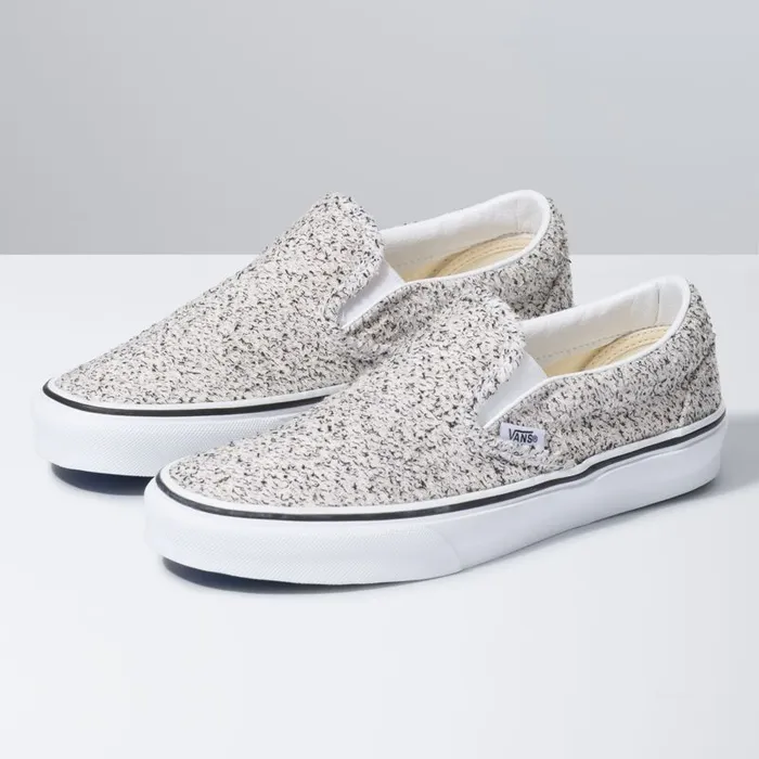 Classics Shoes Women Vans Boucle Classic SlipOn Speckletrue White