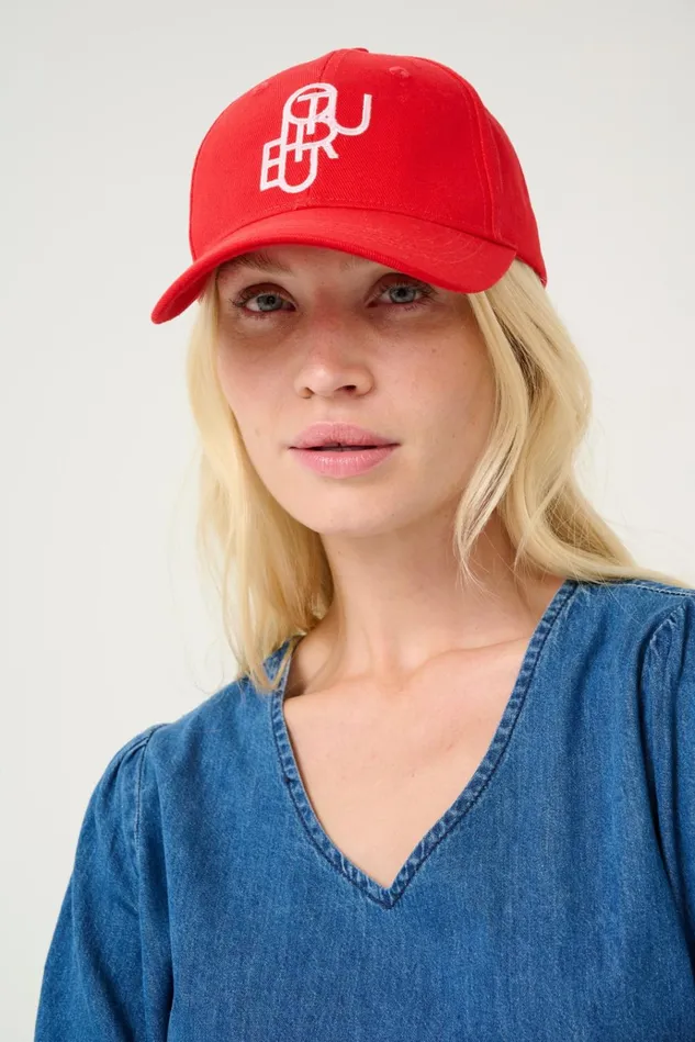 CULTURE Accessories CUcebrina Cap Fiery Red 8211 Women